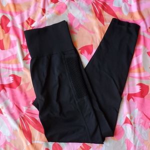 EUC PINK Cool & Comfy Leggings